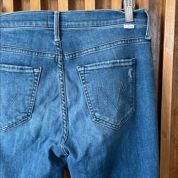 Mother the Mid Rise Dazzler Ankle Fray. Size 28 Weekend Warrior - Picture 6 of 11